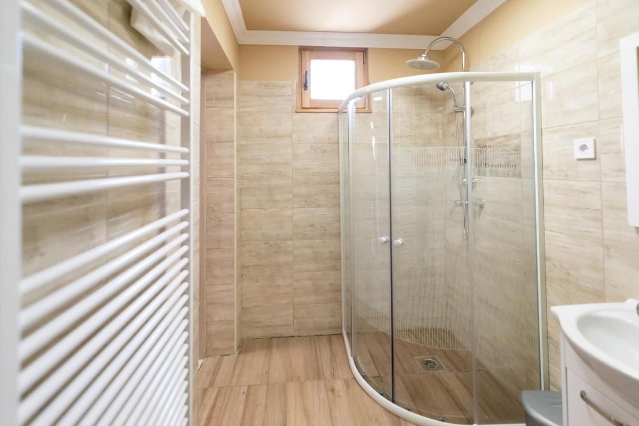Nyírbátor Ivanhoe Apartman 아파트 외부 사진