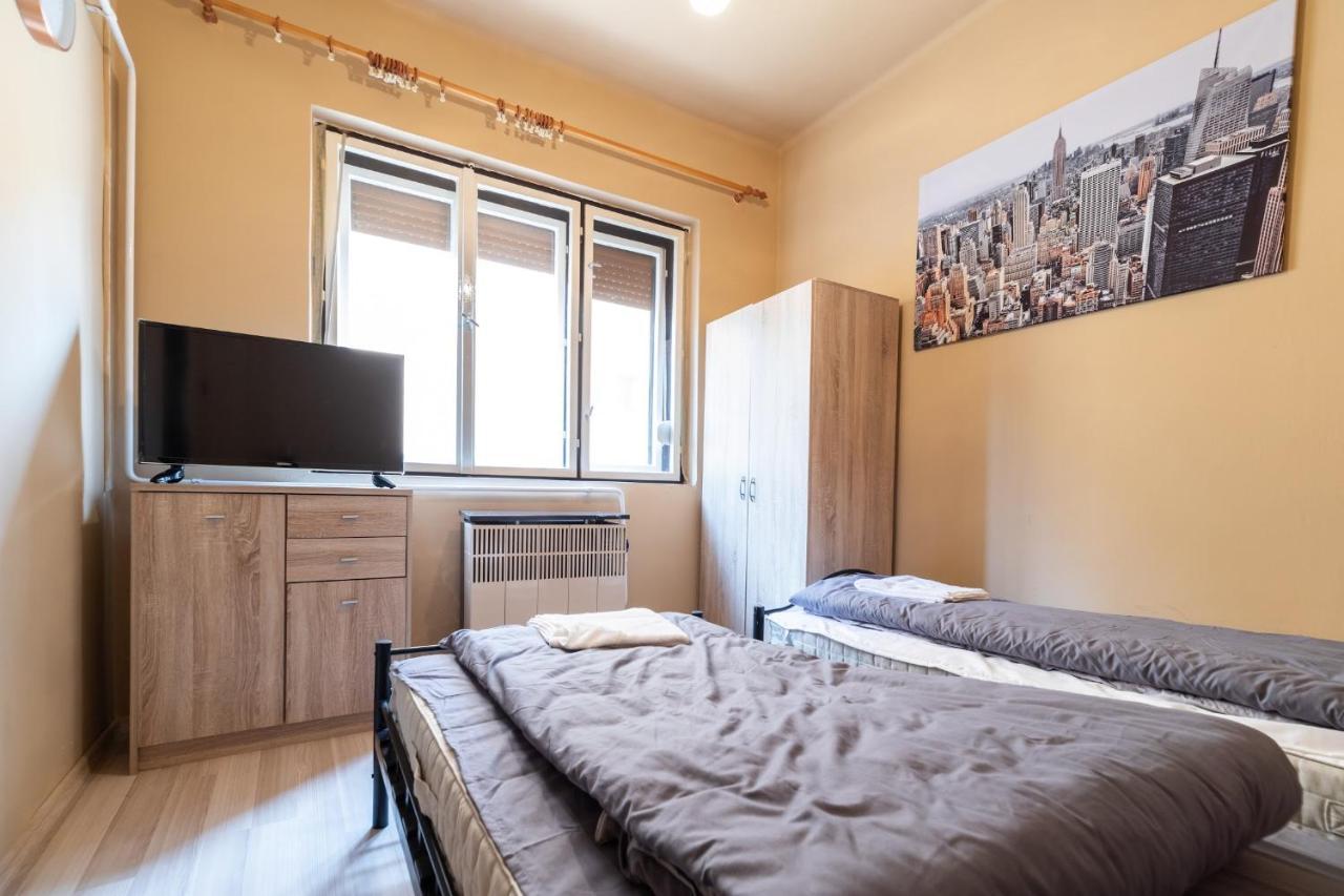 Nyírbátor Ivanhoe Apartman 아파트 외부 사진